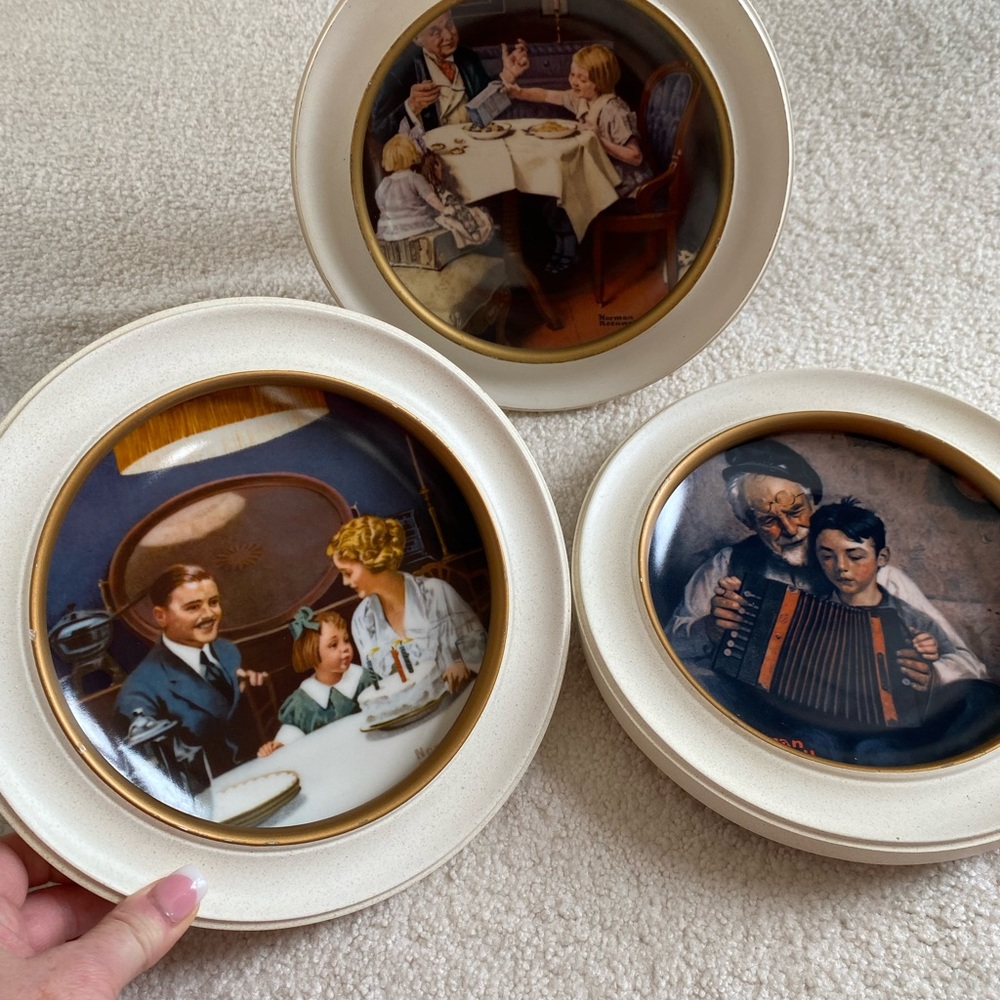 Absolutely Gorgeous, Limited Edition Norman Rockwell Plates! Beautiful Frames!